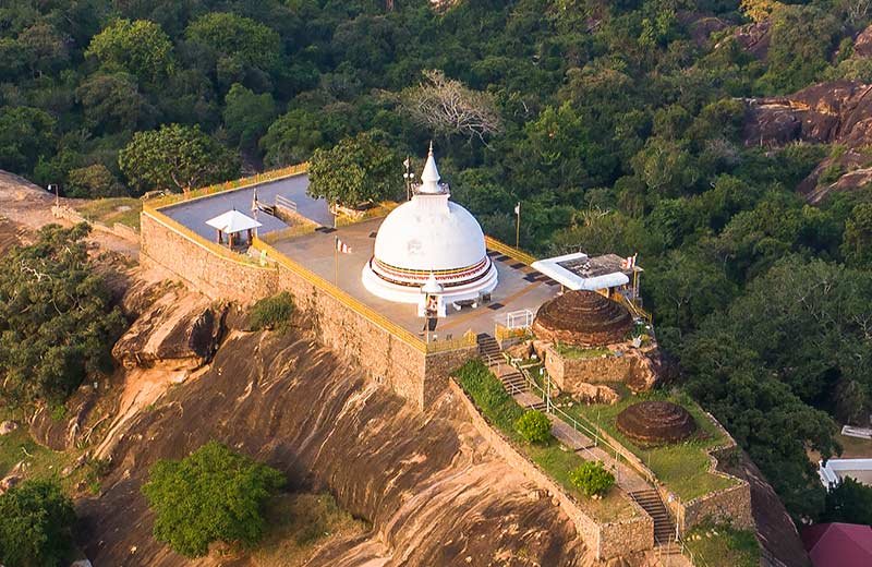 Sithulpawwa Rock Temple